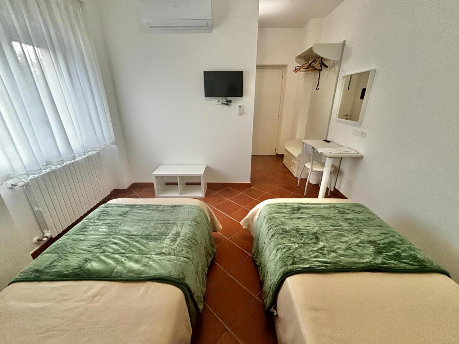 La Nuova Dimora B&B LʼAquila Exterior foto